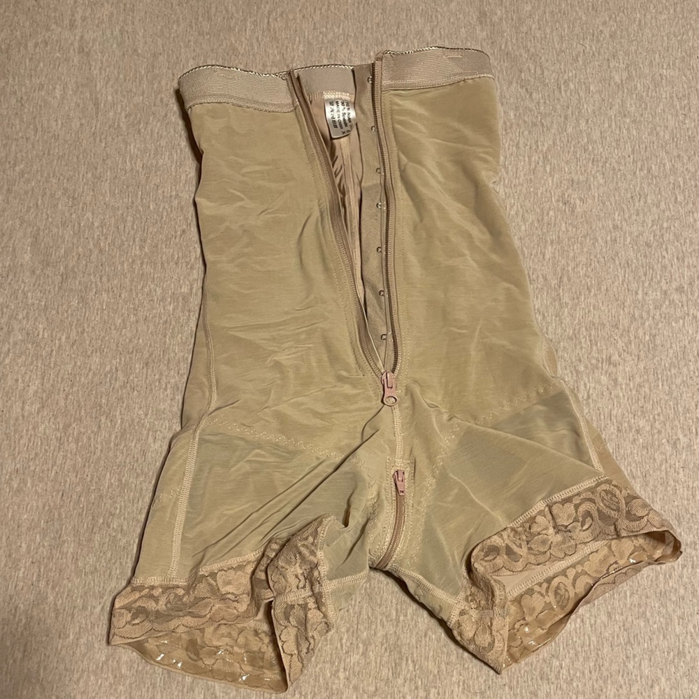 Women's Shapewear Bodysuit in Tan